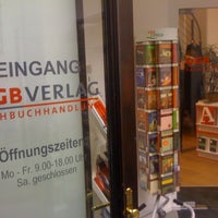 Foto tirada no(a) ÖGB Verlags - Fachbuchhandlung por thomas k. em 1/13/2011
