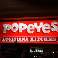 Photo taken at Popeyes Louisiana Kitchen by Irahz S. on 2/13/2011