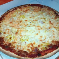 Das Foto wurde bei Pagliai&amp;#39;s Pizza von Drew C. am 12/19/2011 aufgenommen