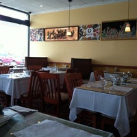 9/19/2011にJessica W.がOM Fine Indian Cuisineで撮った写真