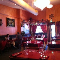 Foto scattata a Great India Cafe Studio City da Deborah il 10/1/2011