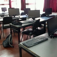 Photo taken at Facultad de Tecnología by Rodrigo L. on 7/31/2012