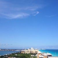 9/4/2012にAlex R.がSecrets The Vine Cancúnで撮った写真