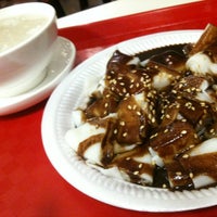 Photo taken at Dessert Story | 甜品物语 by Novem N. on 3/2/2012