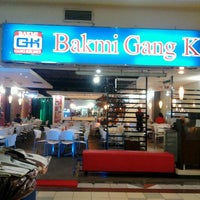 Photo taken at Bakmi Gang Kelinci (GK) by Azril A. on 8/27/2012