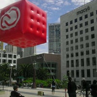 Das Foto wurde bei Adobe #HuntSF at Union Square von Yosun C. am 4/23/2012 aufgenommen
