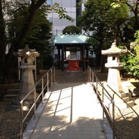 Photo taken at 新川大神宮 by Tomo on 8/24/2012