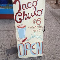 Foto tirada no(a) Taco Chulo por Lizy C. em 4/17/2012