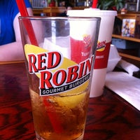 Photo taken at Red Robin Gourmet Burgers and Brews by Shaun on 3/24/2012