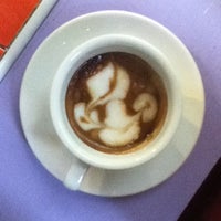 Foto tomada en Triana Café Gourmet  por Arturo A. el 4/21/2012