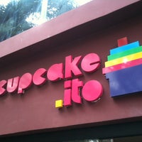 Photo taken at Cupcake.ito by Andre S. on 7/11/2012