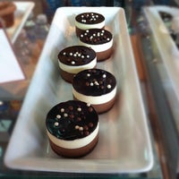 Das Foto wurde bei Chuao Chocolatier von Gina L. am 2/28/2012 aufgenommen