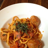 รูปภาพถ่ายที่ Cucina Asellina โดย Tiffany D. เมื่อ 6/22/2012