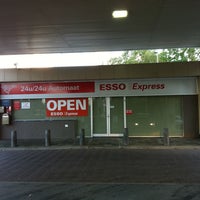Photo taken at Esso by Rene v. on 8/27/2011