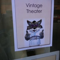 Foto scattata a The Vintage Theater &amp;amp; Coffee Bar da Breana F. il 9/2/2011