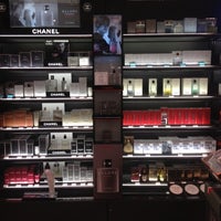 Photo taken at SEPHORA by Aisha A. on 4/14/2012