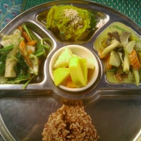 Photo taken at Chai Vegetarian Restaurant by Setu P. on 2/1/2011