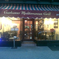 Photo taken at Garbanzo Mediterranean Grill by Fernando b. on 12/3/2011