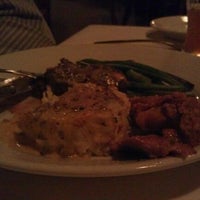 2/14/2012にTeneisha J.がLa Jolla Restaurant &amp;amp; Barで撮った写真