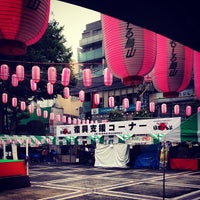 Photo taken at 烏山区民会館 by Okocha M. on 8/4/2012