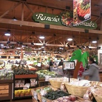 2/16/2012 tarihinde Ana Lilia B.ziyaretçi tarafından Northgate Gonzalez Markets'de çekilen fotoğraf