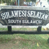 Photo taken at Anjungan Sulawesi Selatan by Dwi murni A. on 10/16/2011