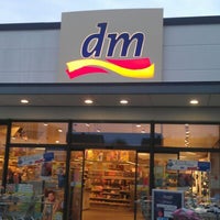 Das Foto wurde bei dm-drogerie markt von Marty M. am 9/4/2012 aufgenommen