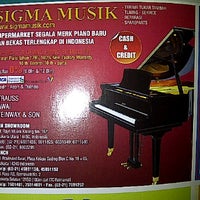 Photo taken at Music School of Indonesia (MSI) by LellaNatsiL L. on 1/21/2012