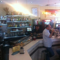 Foto tirada no(a) Cafeteria Yeres por Vision19 em 6/1/2012