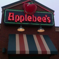 Photo taken at Applebee&amp;#39;s Grill + Bar by Julie S. on 9/24/2011