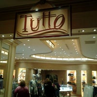 Photo taken at Tutto by Diego C. on 1/23/2012