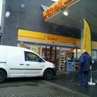 Photo taken at Shell by leosays on 1/7/2012
