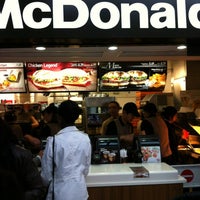 Foto tomada en McDonald&amp;#39;s  por Lisette el 8/29/2012