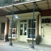 7/20/2011 tarihinde Renee R.ziyaretçi tarafından French Quarter Vet'de çekilen fotoğraf