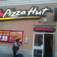 Photo taken at Pizza Hut by Roland B. on 9/16/2011