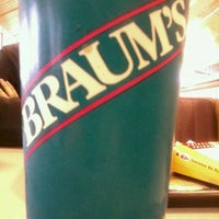 Photo taken at Braum&amp;#39;s Ice Cream &amp;amp; Dairy Stores by ᴡ G. on 12/29/2011