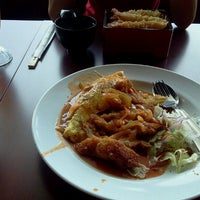 Photo taken at Manpuku Japanese Gourmet Town by sef jaymz p. on 9/24/2011