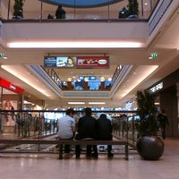 Das Foto wurde bei Einkaufszentrum Limbecker Platz von David am 4/9/2011 aufgenommen