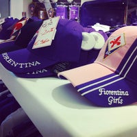 Giovedì 24 marzo autografi con i viola al Fiorentina Store de I Gigli | Il  Sito di Firenze