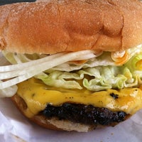 W&M Bar-B-Q Burgers - Burger Joint in Diamond Head - Kapahulu - St. Louis