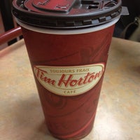 Photo taken at Tim Hortons by Dyo S. on 10/31/2011
