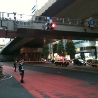 Photo taken at 渋谷駅西口優良タクシー乗り場 by WATARUde on 11/10/2011