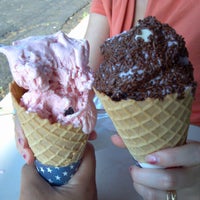 Photo taken at Jay&amp;#39;s Pizza &amp;amp; Ice Cream by Fritz C. on 8/16/2012