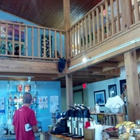 8/25/2012 tarihinde Cecilia M.ziyaretçi tarafından Lakeshore Coffee &amp;amp; Specialties'de çekilen fotoğraf