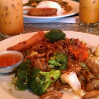 Photo taken at Andaman Healthy Thai Cuisine by Travis V. on 8/29/2012