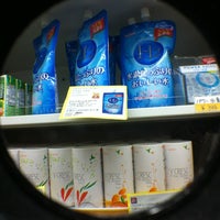 Photo taken at 7-Eleven by Daijiro on 5/27/2012