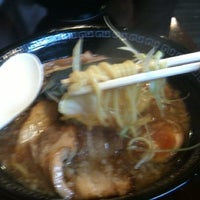 Photo taken at ラーメン 六三四屋 本店 by Haruki K. on 7/25/2012