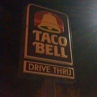 Photo taken at Taco Bell by Mauro M. on 3/26/2012