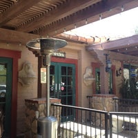 Foto diambil di El Ranchito Restaurant oleh Aj V. pada 5/26/2012