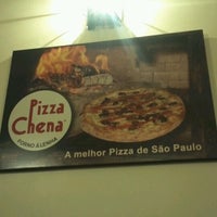 Foto tomada en Pizza Chena  por Anita W. el 7/5/2012